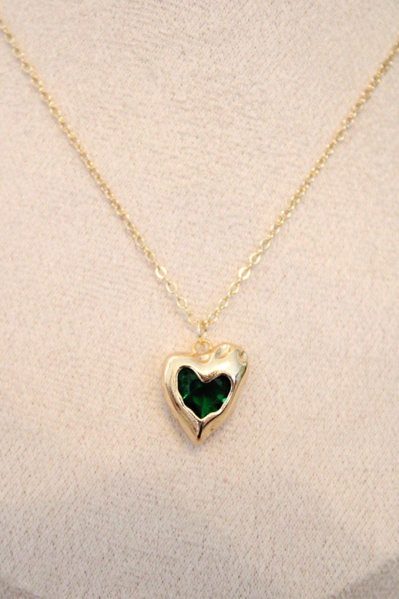 Collier cœur (vert) en zircon, plaqué or 14k