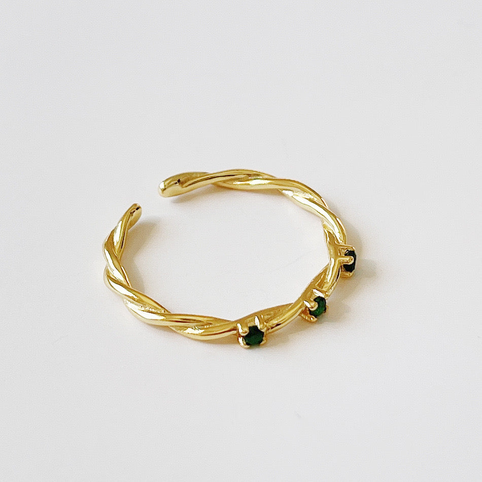 Bague Tressée en Argent Doré avec Zircon