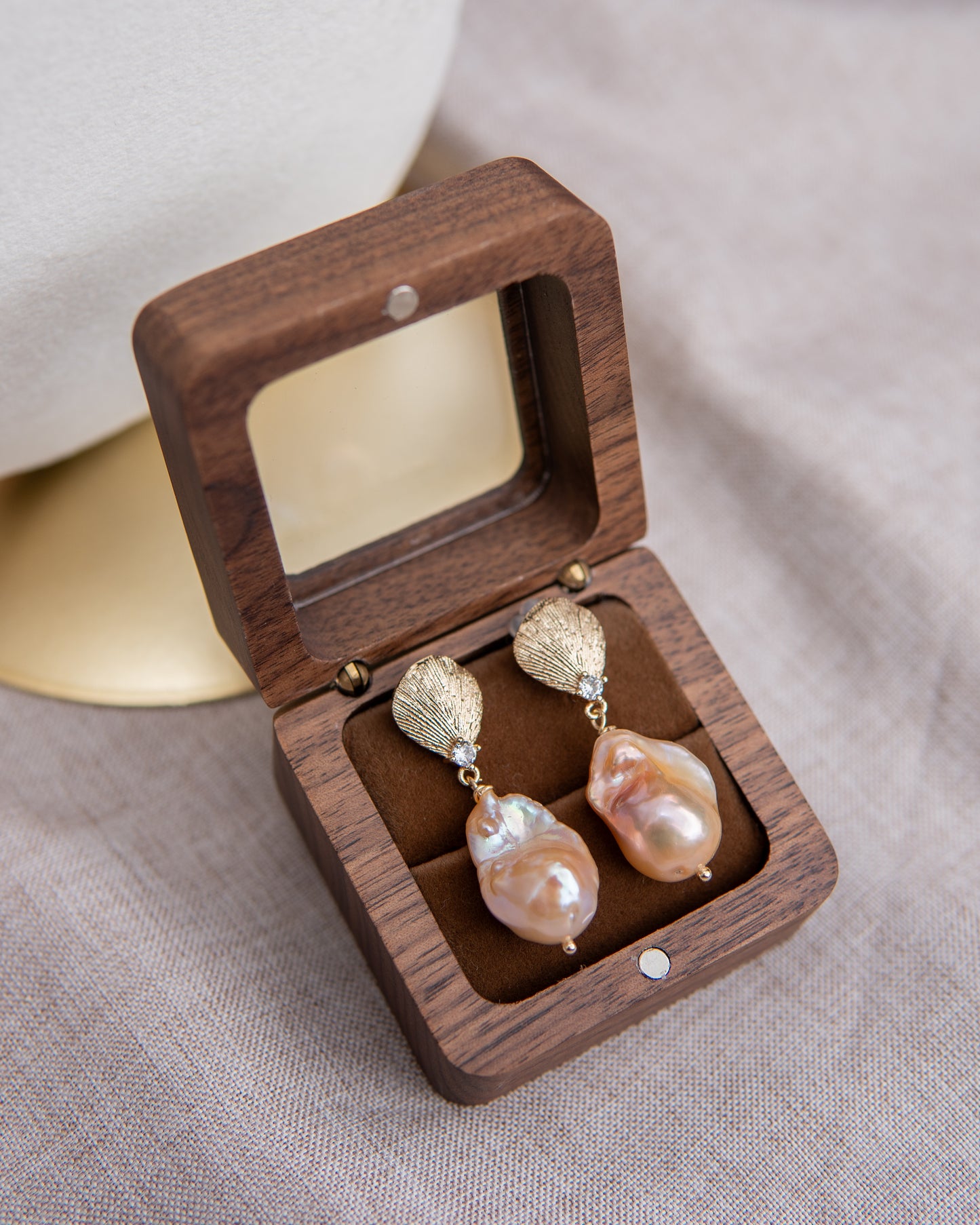 Boucles d’oreilles baroques roses