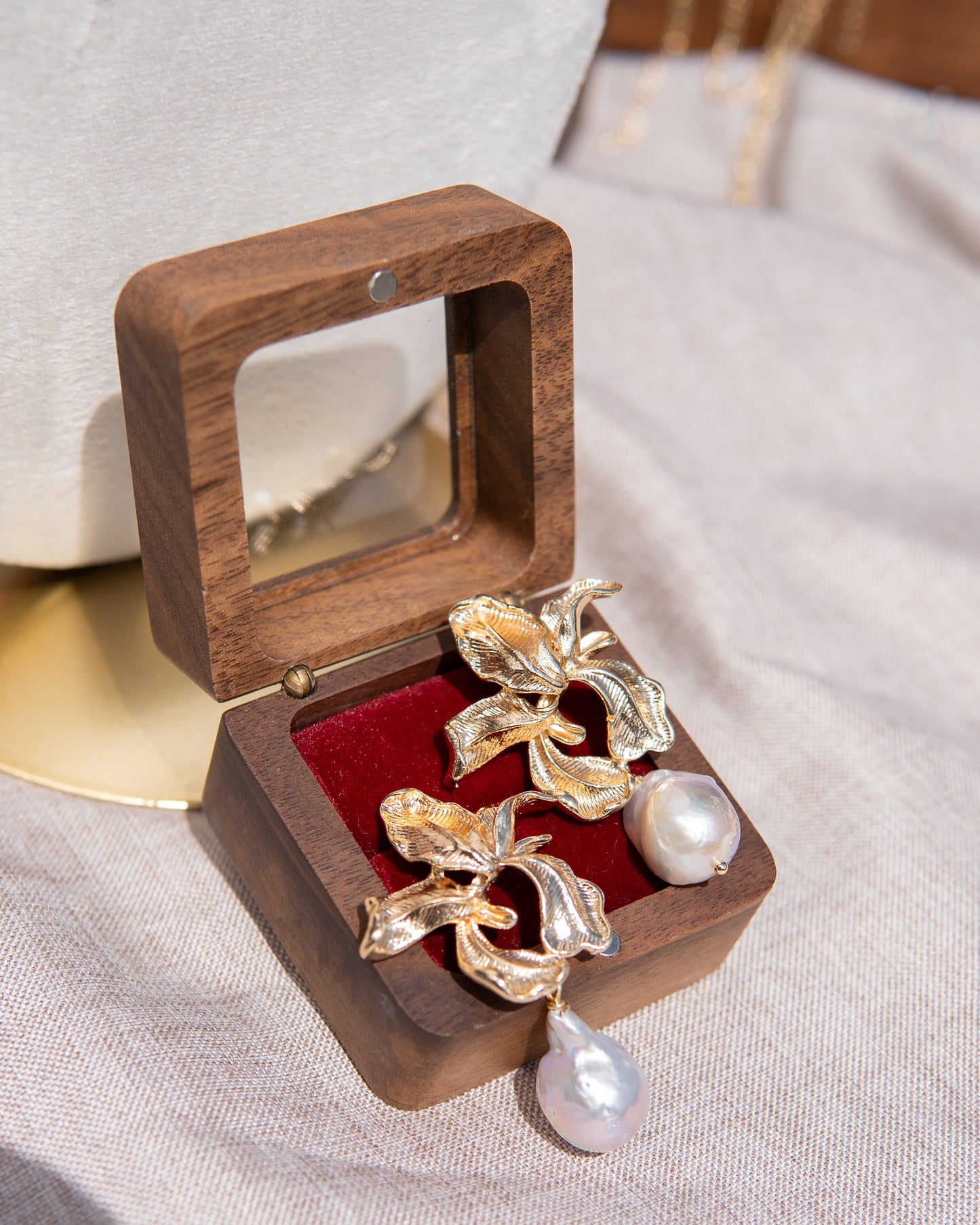 Boucles d’oreilles en perles baroques florales