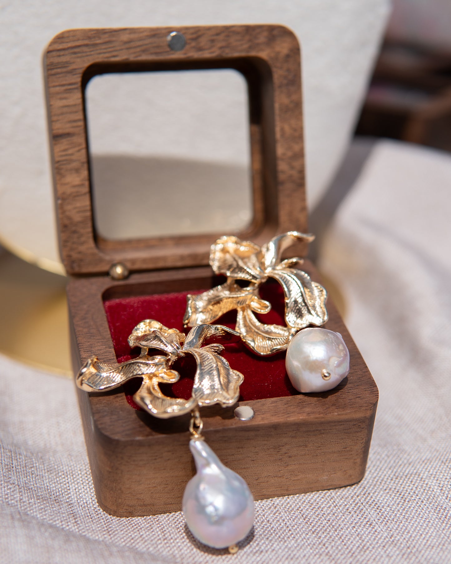 Boucles d’oreilles en perles baroques florales