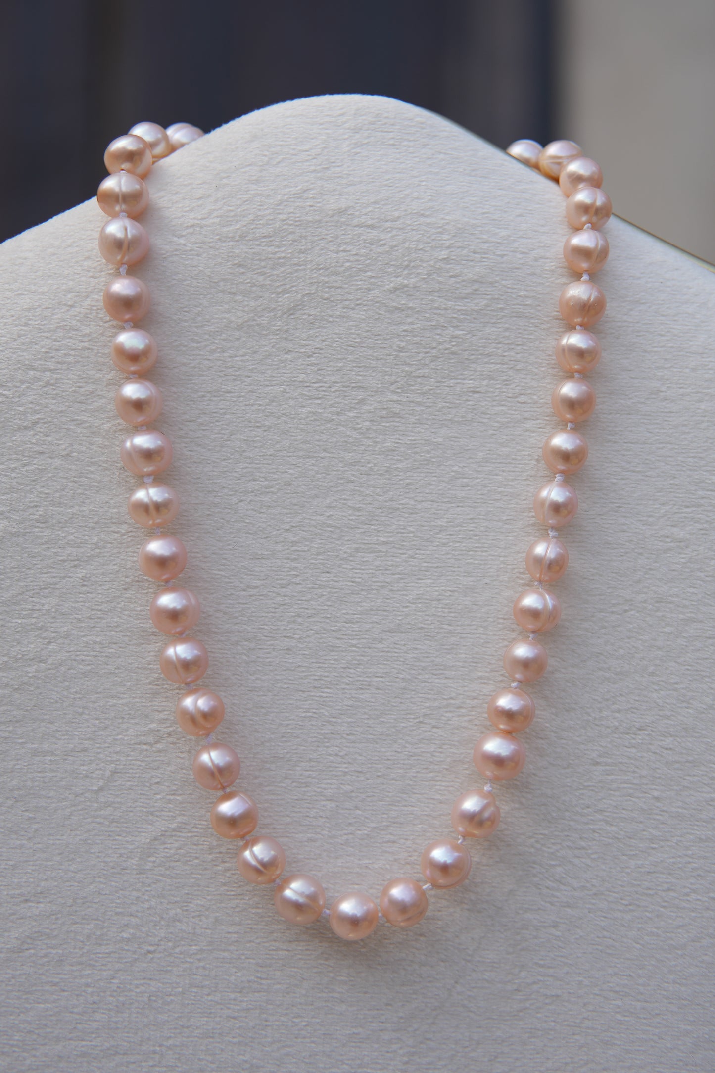 Collier en perles d’eau douce roses